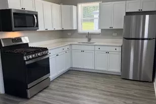 363 Minocqua St, Park Forest, IL 60466 - Photo 11