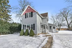 227 2nd St, Crystal Lake, IL 60014 - Photo 1