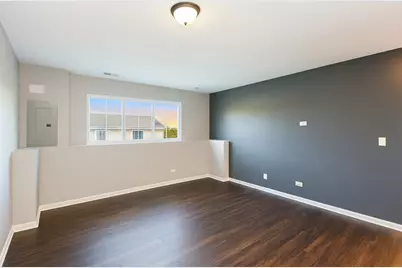 [Address not provided], Elgin, IL 60124 - Photo 17