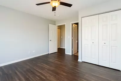 [Address not provided], Elgin, IL 60124 - Photo 15