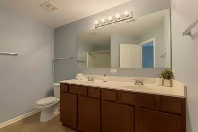 [Address not provided], Elgin, IL 60124 - Photo 13