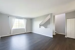 [Address not provided], Elgin, IL 60124 - Photo 3