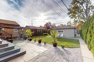 8206 Keeler Ave, Skokie, IL 60076 - Photo 27