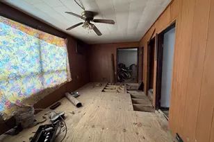 510 N 3rd St, Hoopeston, IL 60942 - Photo 5