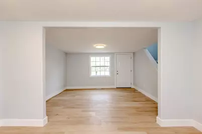 305 Chestnut Street, Hudson, IL 61748 - Photo 5