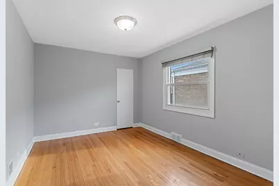 1124 31st Avenue, Bellwood, IL 60104 - Photo 7