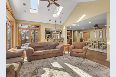 7447 Stacy Court, Roscoe, IL 61073 - Photo 9