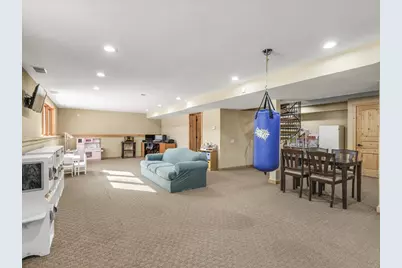 7447 Stacy Court, Roscoe, IL 61073 - Photo 43