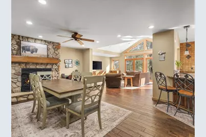 7447 Stacy Court, Roscoe, IL 61073 - Photo 7