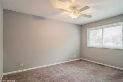 101 Springhill Drive, Bolingbrook, IL 60440 - Photo 9