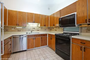 3700 N Lake Shore Dr, Chicago, IL 60613 - Photo 5