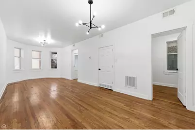 5250 W Grace Street #1, Chicago, IL 60641 - Photo 9