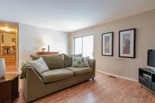 455 Chicory Ln, Buffalo Grove, IL 60089 - Photo 17