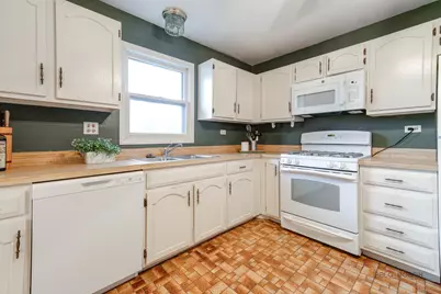 455 Chicory Lane, Buffalo Grove, IL 60089 - Photo 13