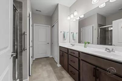 320 Sussex Lane, North Aurora, IL 60542 - Photo 15