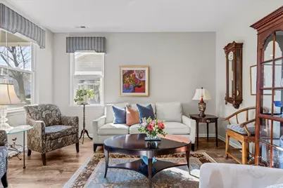 320 Sussex Lane, North Aurora, IL 60542 - Photo 9