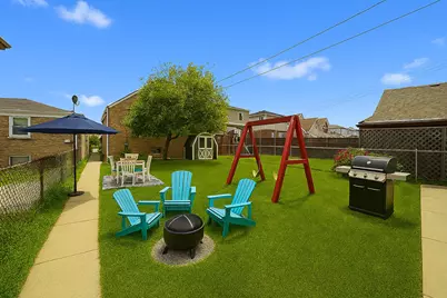 6849 S Keeler Avenue, Chicago, IL 60629 - Photo 23