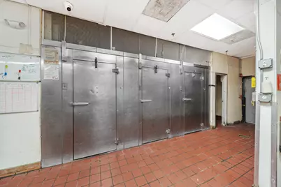 9850 Milwaukee Avenue, Glenview, IL 60025 - Photo 9