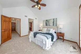 1512 Harbourtowne Pl, Naperville, IL 60564 - Photo 15