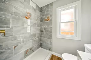 301 Warren St, Calumet City, IL 60409 - Photo 25