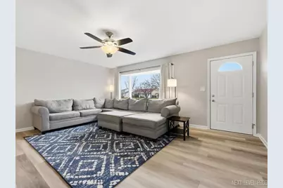 1503 Amherst Drive, Schaumburg, IL 60194 - Photo 5