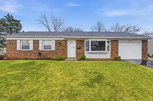 1503 Amherst Dr, Schaumburg, IL 60194 - Photo 3