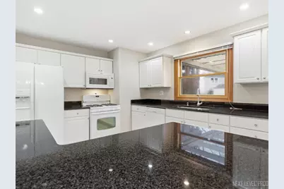 1503 Amherst Drive, Schaumburg, IL 60194 - Photo 11