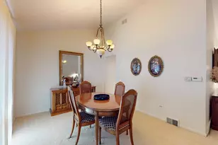 2604 N Prindle Ave, Arlington Heights, IL 60004 - Photo 5