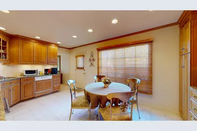 2604 N Prindle Avenue, Arlington Heights, IL 60004 - Photo 9