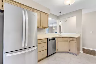 741 Old Creek Court, Elk Grove Village, IL 60007 - Photo 11