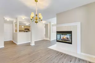 741 Old Creek Ct, Elk Grove Village, IL 60007 - Photo 7