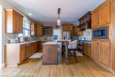 801 Citizen Avenue, Elburn, IL 60119 - Photo 13