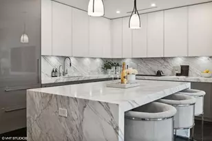 403 N Wabash Ave, Chicago, IL 60611 - Photo 13