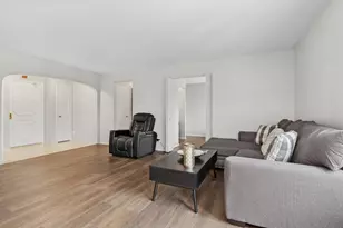 175 Lake Blvd, Buffalo Grove, IL 60089 - Photo 15