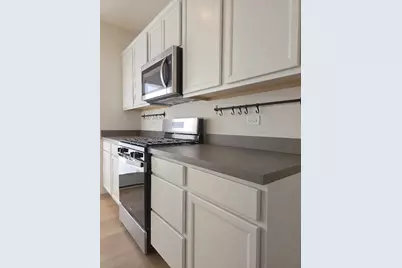 2739 Lawlor Lane, Naperville, IL 60564 - Photo 5