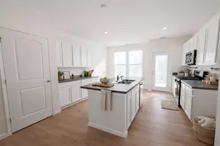 2739 Lawlor Ln, Naperville, IL 60564 - Photo 3