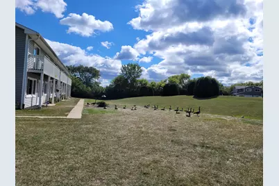 17404 W Walnut Lane, Gurnee, IL 60031 - Photo 15