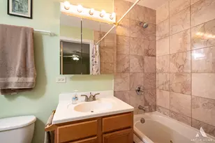 7319 W 58th Pl, Summit, IL 60501 - Photo 15