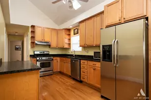 7319 W 58th Pl, Summit, IL 60501 - Photo 5