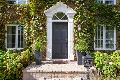 [Address not provided], Glen Ellyn, IL 60137 - Photo 3