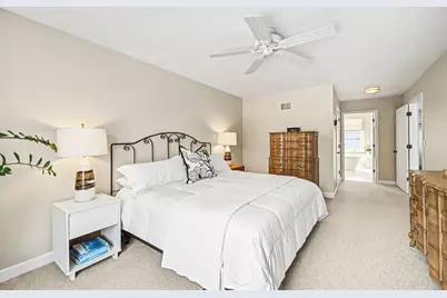 [Address not provided], Glen Ellyn, IL 60137 - Photo 25