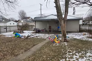 501 E Colden St, Polo, IL 61064 - Photo 3