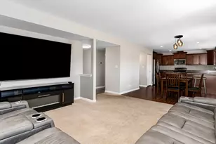 674 Boathouse Rd, Pingree Grove, IL 60140 - Photo 7