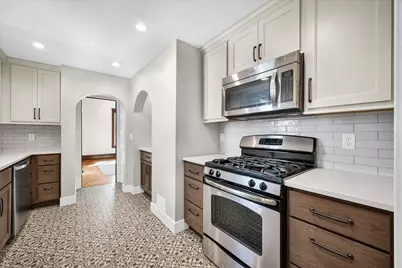 11 E 3rd Street, El Paso, IL 61738 - Photo 5