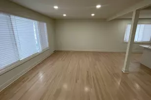 916 E 168th St, South Holland, IL 60473 - Photo 5