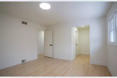 916 E 168th Street, South Holland, IL 60473 - Photo 27