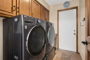 [Address not provided], La Grange, IL 60525 - Photo 17