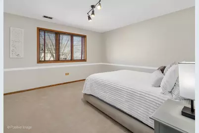 [Address not provided], La Grange, IL 60525 - Photo 25