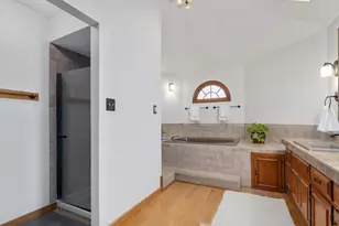 [Address not provided], La Grange, IL 60525 - Photo 21