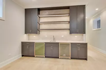 1910 W Fletcher Street, Chicago, IL 60657 - Photo 21